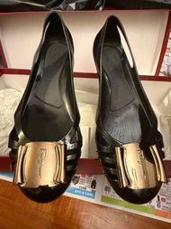 Salvatore Ferragamo 黑色膠鞋