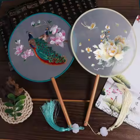 Classical Chinese Style Chinese Style Fan with Pendant Handheld Embroidery Fan Floral Pattern Round