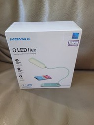 MOMAX Q.LED flex 無線充電護眼檯燈