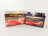 Storm แบตเตอรี่ (12V/9AH) YTX-9 ใช้กับรถ : Boss เตี้ย , Nija 300 YTX-9 ขนาด กว้าง 8.5 cm. X ยาว 15 c