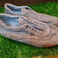 sepatu cesare paciotti original