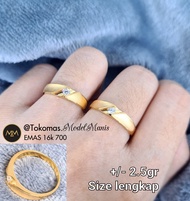 Cincin Couple wedding ring emas kuning kombinasi model solitaire emas 700 kadar 16k