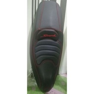 CAMEL BACK SEAT/FLAT SEAT SMASH115 (Spyker)
