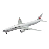 Hasegawa 1/200 Japan Airlines B777-300ER plastic model 19 【Direct from Japan 100% Authentic】