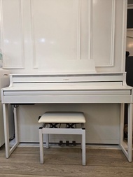 Roland HP704 Digital Upright Piano
