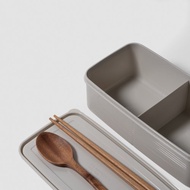 多件優惠-日式雙格霧面壓紋保鮮盒 便當盒 可微波 台灣製 大款1入