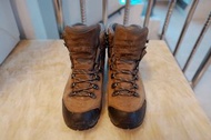 (Was $2000) Vasque Hiking Boots Waterproof Gore-Tex Brown Leather US9W