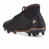 Sepatu sepak bola adidas predator original