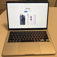 MacBook Air (M2) 13.6