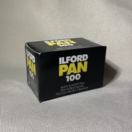 Ilford Pan 100 - (Roll Film 35mm Black and White/)