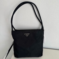 Prada 小托特包