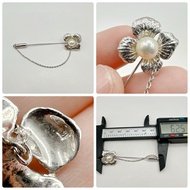 Real Silver Brooch Engraved With Sf Decorated With Akoya Pearls Second-Hand Japanese Work