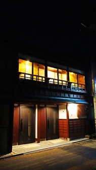 บ้านเดี่ยว 2 ห้องนอน 0 ห้องน้ำส่วนตัว ขนาด 76 ตร.ม. – คะนะซะวะ (Wow KANAZAWA STAY Masuizumi HANA)