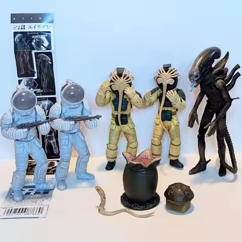 20th Century Studios SR+ Gashapon Alien Collectible Action Figures Xenomorph Facehugger Astronaut Mo