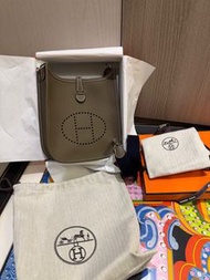 Hermes Mini Evelyne 大象灰銀扣