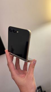 Galaxy Z Fold 5 white