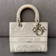 DIOR D-lite刺繡黛妃包