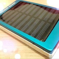 太陽能多用能行動電源20000mAh支援任何手機