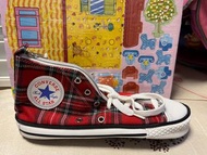 日本Converse 紅色或綠色筆袋 （全新）