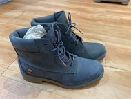 Timberland-鐵灰色高筒靴-材質防撥水
