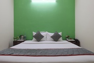 Green Tree Hotel-Near VFS Global and Ramee Mall 
