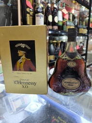 60 年代軒尼詩怡和代理孖貼牛仔字 XO700ml
