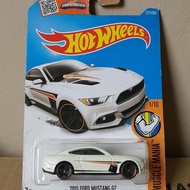 HOTWHEELS 2015 FORD MUSTANG GT WHITEOriginal