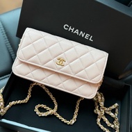 CHANEL 櫻花粉［超低價］金球手機包🫰🏻有購證 卡片零錢手機妥當當