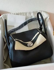 Hermes Lindy 26 3Y caban水濱藍銀扣，Hermes Lindy 26，同黑色相似，tc 皮，stamp k