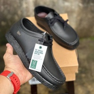 (FREE GIFTS 🎁) CLARKS WALLABEES 01 [READY STOCK] Genuine Black Leather  S1010001 KASUT KULIT LELAKI 