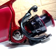 Daiwa Revros 2500R Made in Vietnam