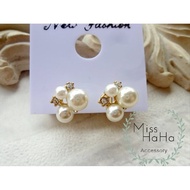 Miss Ha Ha * F939 Korea. Delicate Small Pearl Clip-on Earrings / Spiral Clip. 160717 * Miss Ha * F93