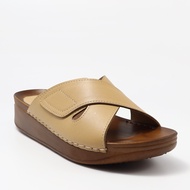 Parisian Womenss Molly Flat Sandals