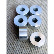 Boshing Bracket to Caliper M8 Bolt 12 Thickness 1cm Diameter 2cm