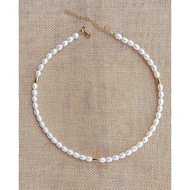 Choker Necklace/ Freshwater Rice Pearl