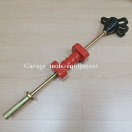 XR Tools Axle Hub Slide Hammer Puller