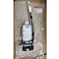 Perodua Myvi 2005, Myvi Lagi Best, Myvi Icon Alza, Exora Rear Bonnet Actuator With Lock 69350-BZ020