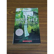 [PRELOVED] Hatchet - Gary Paulsen -YA novel