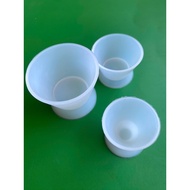 Set of 4 silicone mixing cups