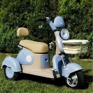 2025 New Vespa Electric Tricycle Scooter 3 seater scooter Skuter elektrik Three wheels adult E bike 