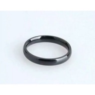 TM25 4s grosir solo || 1 box cincin hitam polos titanium oval anti