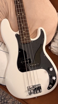 Fender Player II Precision Bass (Rosewood Fretboard)