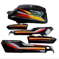 Win 100 Win Tank Set Right Body Cover Best-selling PrecisionKiri and Striping A37