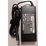 Toshiba AC Adapter PA-1900