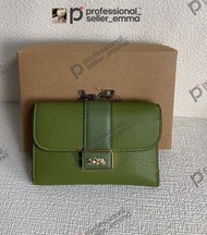 全新COACH蔻馳短款錢包，綠色馬車Logo