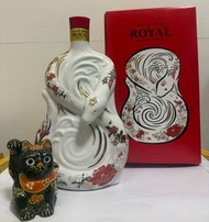 日本版新品 ROYAL 蛇年 干支 巳歲 2025年 600ml (歡迎 三得利 響 山崎 白州 知多 角瓶 碧 壽Suntory old Nikka Tailored Nikka from the 