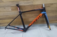 Giant tcr advanced 碳纖車架