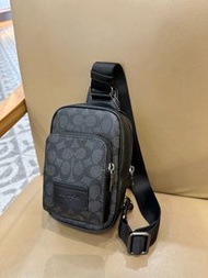 💜COACH 蔻馳 CV763 WEST 牛皮 男款 斜挎背包 胸包Cowhide Men's Crossbody Bag