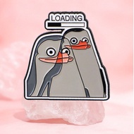 1PC Ghim tráng men "Loading" hình chim cánh cụt, Ghim cài áo trẻ em, Huy hiệu động vật trên ba lô, P