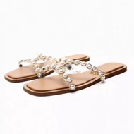 Zara2023 Summer New Style Women's Shoes Gold Pearl Inlaid Plastic Flat Sandals Chanel Style Outer Wear Roman Slippers